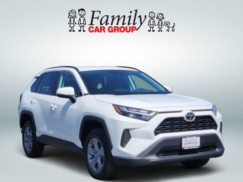 Certified 2025 Toyota RAV4 XLE AWD/4WD image 2