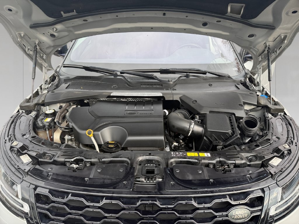 Used 2020 Land Rover Range Rover Evoque SE AWD/4WD image 21
