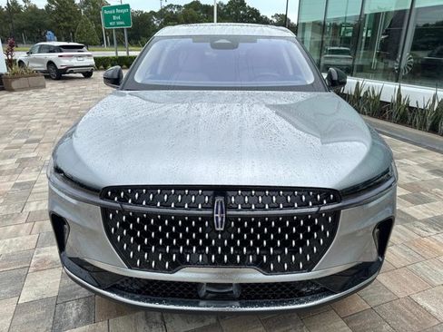 New 2025 Lincoln Nautilus Premier w/ Equipment Group 102A image 6