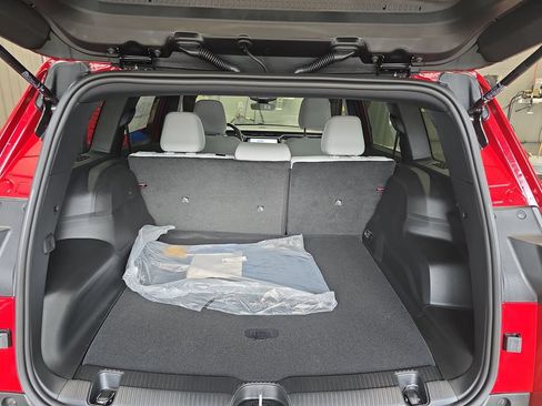 New 2026 Jeep Cherokee Laredo AWD/4WD image 13