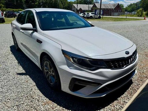 Used 2020 Kia Optima LX FWD image 7