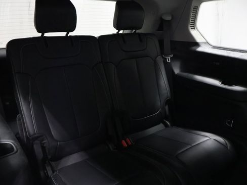 Used 2021 Jeep Grand Cherokee L Limited image 22