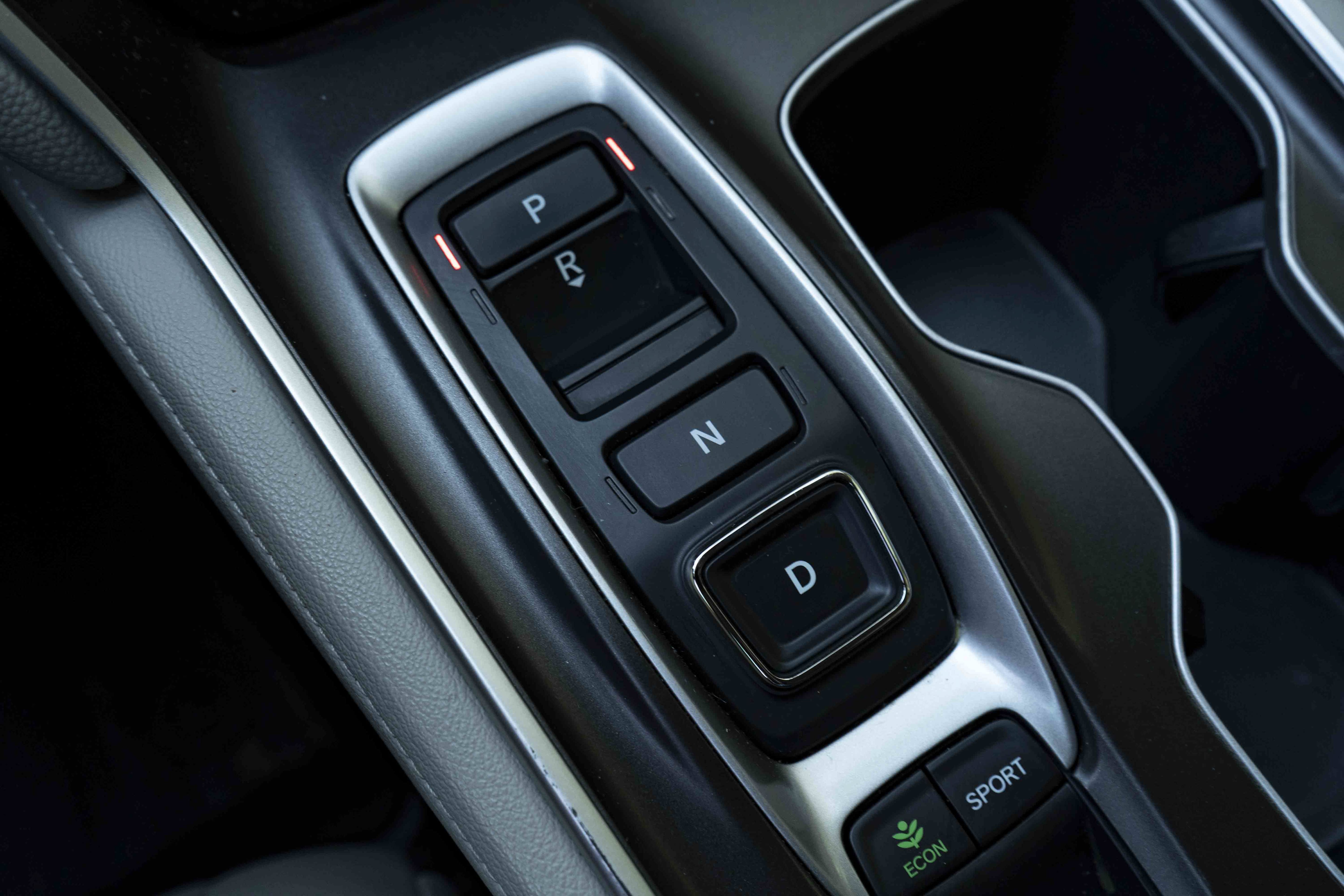 Used 2020 Honda Accord Touring image 29