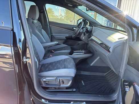 Used 2022 Volkswagen ID.4 Pro image 20