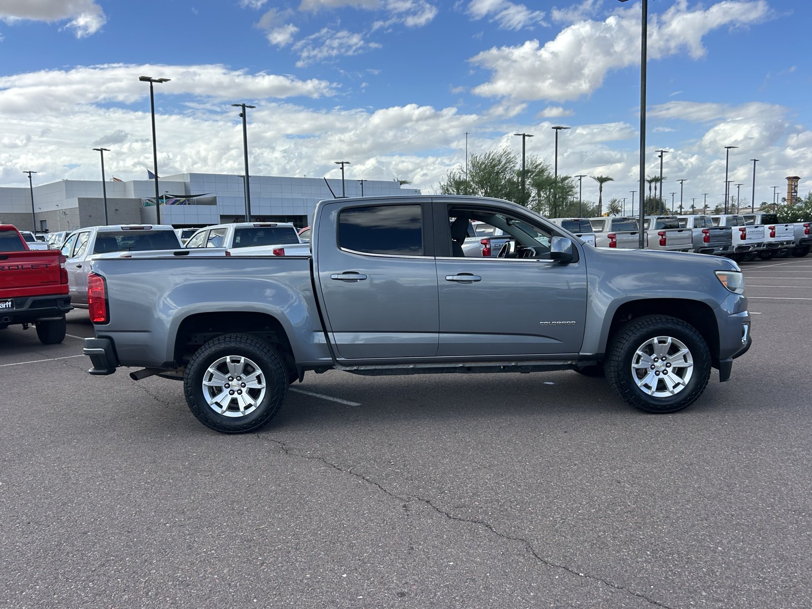 Used 2019 Chevrolet Colorado LT w/ LT Convenience Package RWD image 6