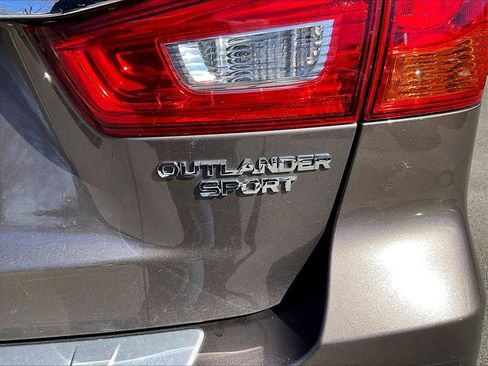 Used 2019 Mitsubishi Outlander Sport SE image 8