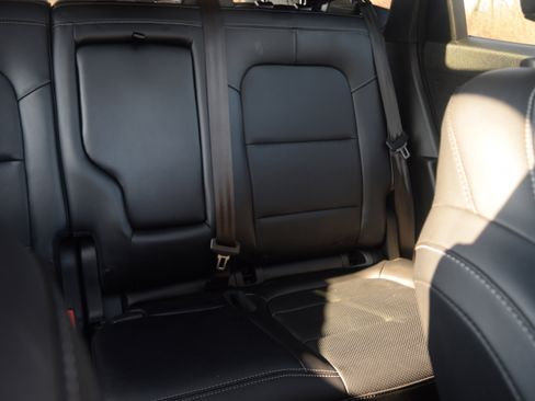 Used 2020 Ford Escape SEL image 18