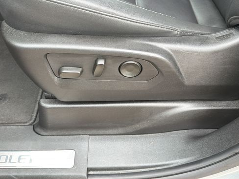 Used 2025 Chevrolet Tahoe LT RWD image 22