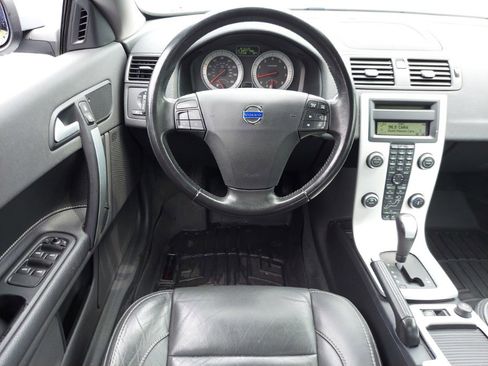 Used 2012 Volvo C70 T5 w/ Climate Pkg FWD image 10