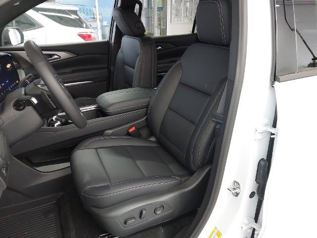 New 2027 Chevrolet Traverse LT w/ Sun and Wheel Package AWD/4WD image 23