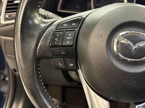 Used 2016 MAZDA MAZDA3 i Touring w/ Popular Equipment Package image 29