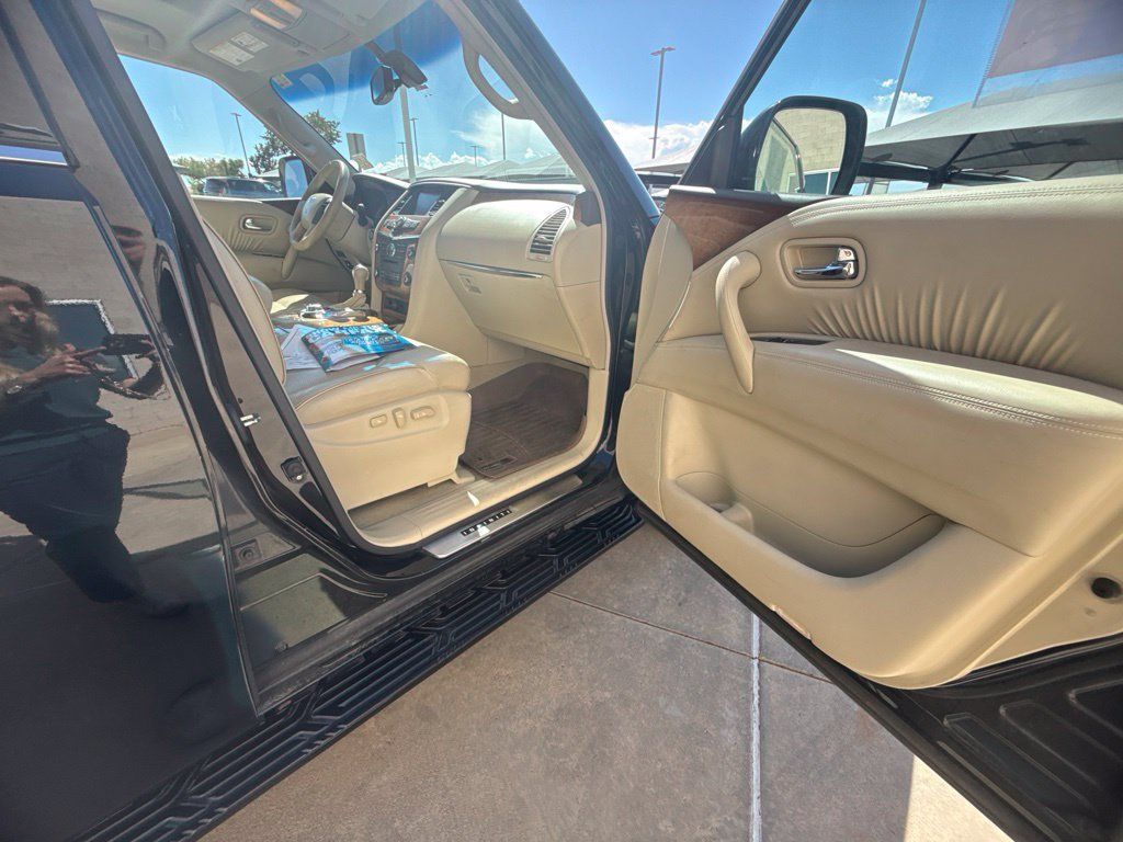Used 2014 INFINITI QX80 4WD w/ Theater Package image 37