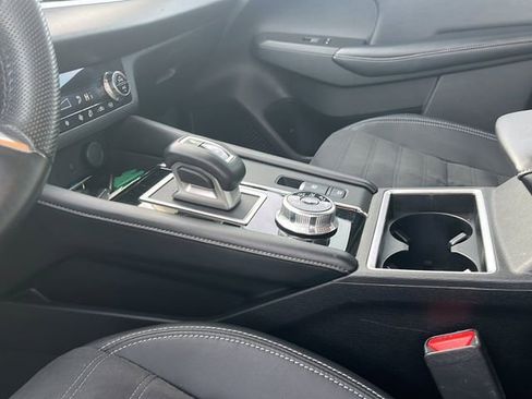 Used 2022 Mitsubishi Outlander SE image 17