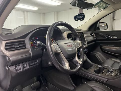 Certified 2022 GMC Acadia Denali w/ GMC Pro Grade Package AWD/4WD image 10