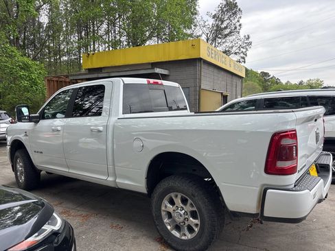 Used 2024 RAM 2500 Laramie AWD/4WD image 7
