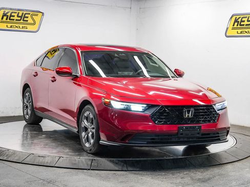 Used 2023 Honda Accord EX image 5
