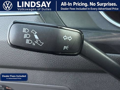 Used 2020 Volkswagen Tiguan SE R-Line w/ 3rd Row Seat Package AWD/4WD image 24