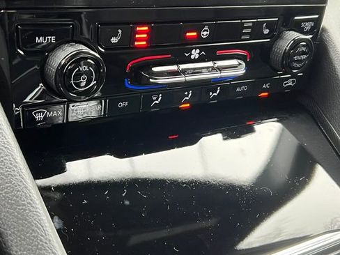 New 2025 Jeep Grand Cherokee L Altitude image 25