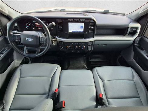 Used 2023 Ford F250 XL w/ FX4 Off-Road Package AWD/4WD image 13