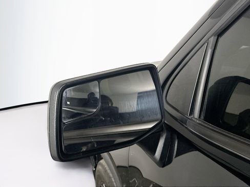 Used 2024 GMC Sierra 1500 Elevation image 16