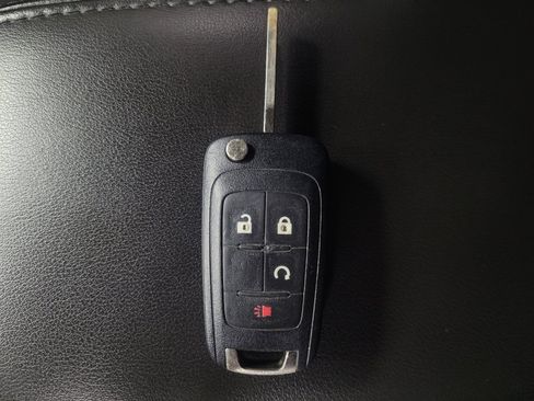 Used 2016 GMC Terrain SLT image 32