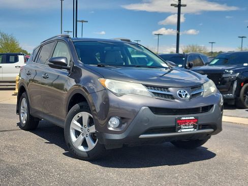 Used 2013 Toyota RAV4 XLE AWD/4WD image 2