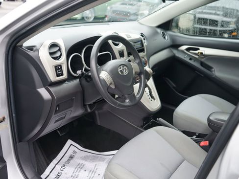 Used 2009 Toyota Matrix S AWD/4WD image 9