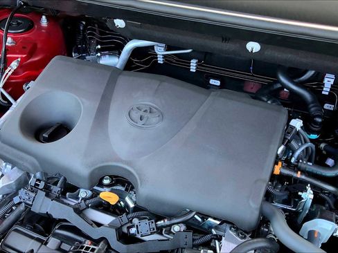 New 2025 Toyota RAV4 XLE image 17