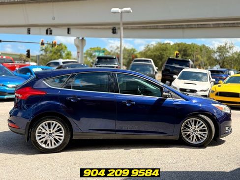 Used 2016 Ford Focus Titanium w/ Exterior Protection Package FWD image 11