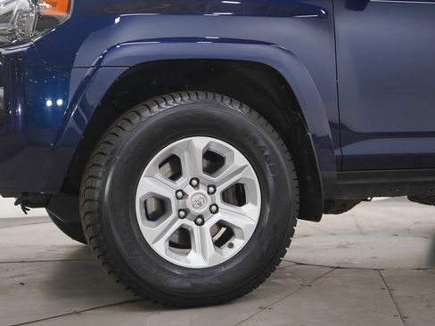 Used 2019 Toyota 4Runner SR5 image 28