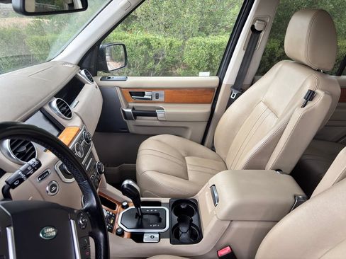 Used 2011 Land Rover LR4 HSE AWD/4WD image 17