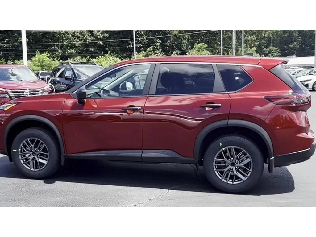 New 2026 Nissan Rogue S FWD image 7