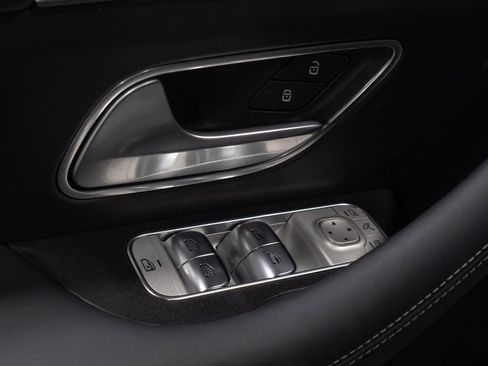 Used 2025 Mercedes-Benz Maybach GLS 600 4MATIC image 36