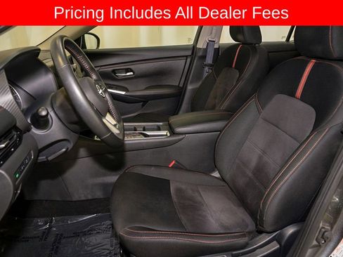 Certified 2025 Nissan Sentra SR FWD image 10