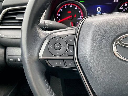 Used 2022 Toyota Camry XSE image 29