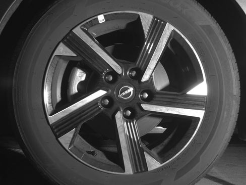 Used 2025 Nissan Sentra SV FWD image 12