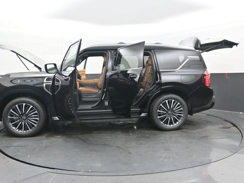 New 2025 Nissan Armada Platinum Reserve image 43