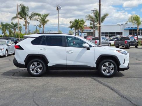 Used 2024 Toyota RAV4 XLE w/ Weather Package image 4