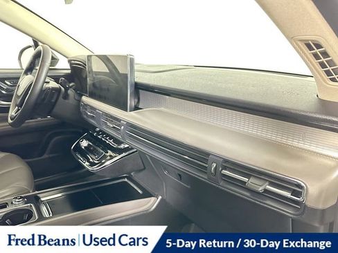 Certified 2023 Lincoln Corsair Standard w/ Equipment Group 101A image 31