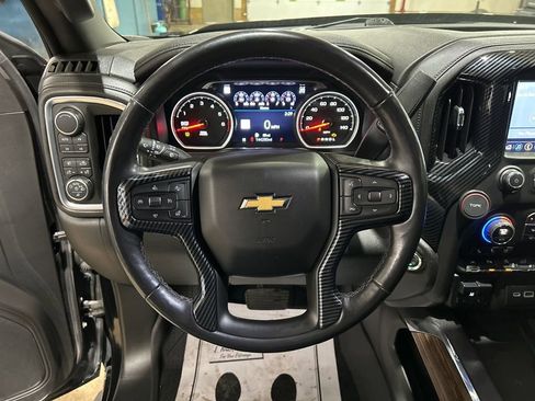 Used 2019 Chevrolet Silverado 1500 High Country w/ High Country Premium Package image 27
