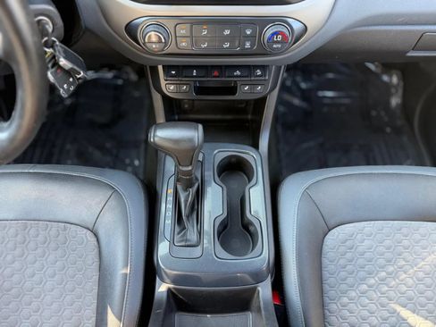 Used 2016 Chevrolet Colorado Z71 AWD/4WD image 24