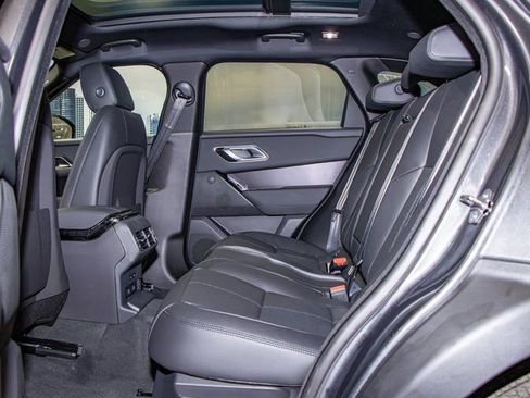 Used 2026 Land Rover Range Rover Velar Dynamic SE image 22