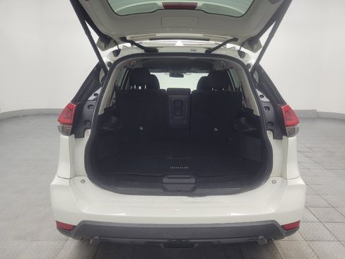 Used 2018 Nissan Rogue SV AWD/4WD image 29