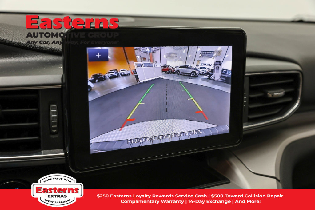 Used 2023 Ford Explorer XLT w/ Equipment Group 202A AWD/4WD image 24