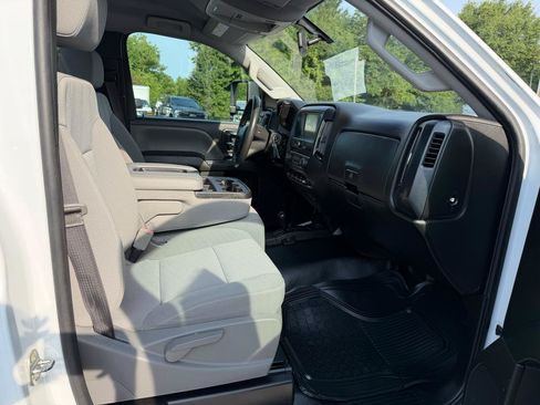 Used 2018 Chevrolet Silverado 3500 W/T w/ WT Convenience Package AWD/4WD image 10