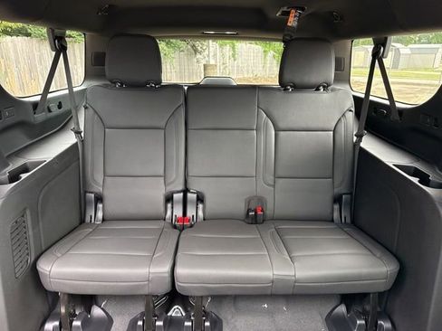 New 2025 Chevrolet Suburban LT w/ Comfort Package image 16
