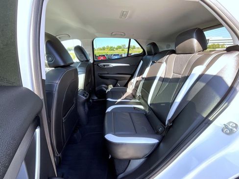 Certified 2024 Buick Envision Sport Touring image 18