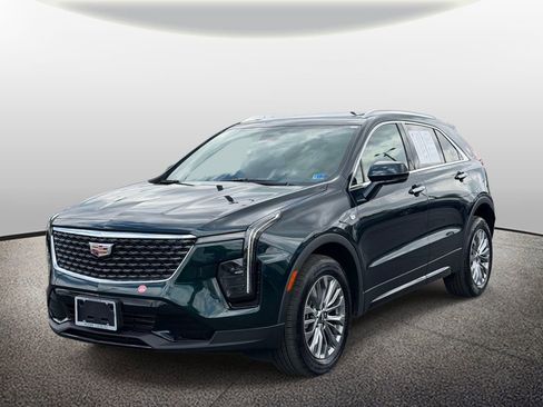 Used 2024 Cadillac XT4 Premium Luxury w/ Technology Package AWD/4WD image 7