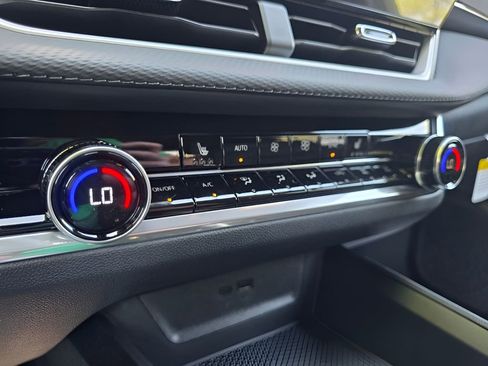 New 2026 Chevrolet Equinox LT image 25