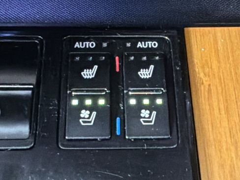 Used 2016 Lexus RX 350 FWD w/ Premium Package image 31